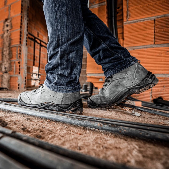 Chaussure de sécurité S1P en cuir suédé | Embout acier | EN ISO 20345
